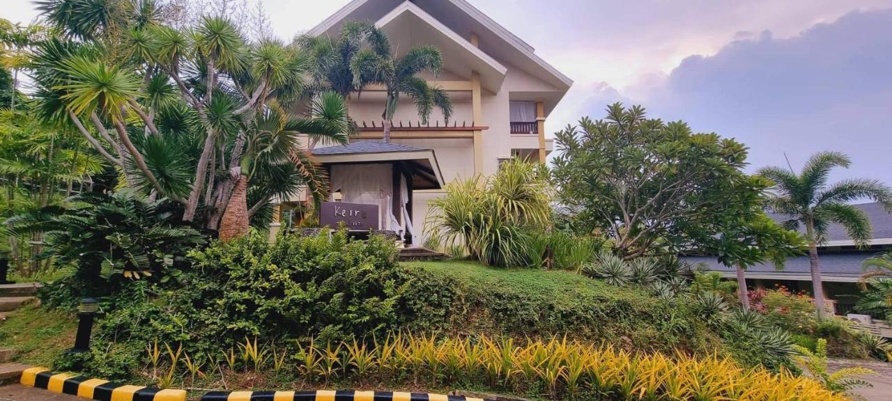 Alta Vista De Boracay By Crystal Apartment Yapak Exterior photo
